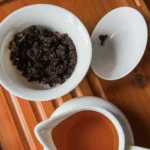 Чай Габа улун №219 настій золотисто-бурштиновий прозорий фруктово-ягідний аромат солодкий смак