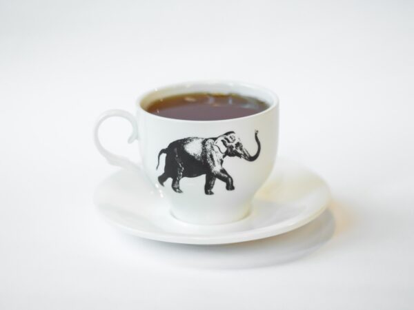 Брендированная Чашка с блюдцем Слон (330мл)