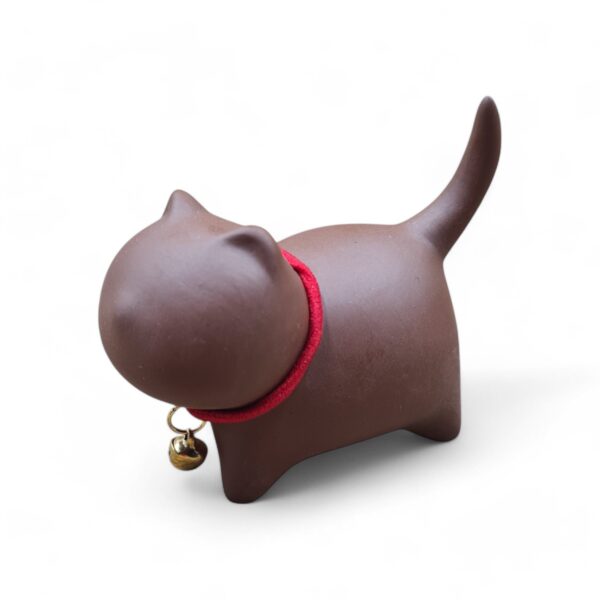 Фигурка кот в красном ошейнике — изображение 6