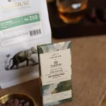 Шоколад Sisters А. 75% з чаєм улун Да Хун Пао від TEAHOUSE, 58г - Зображення 8